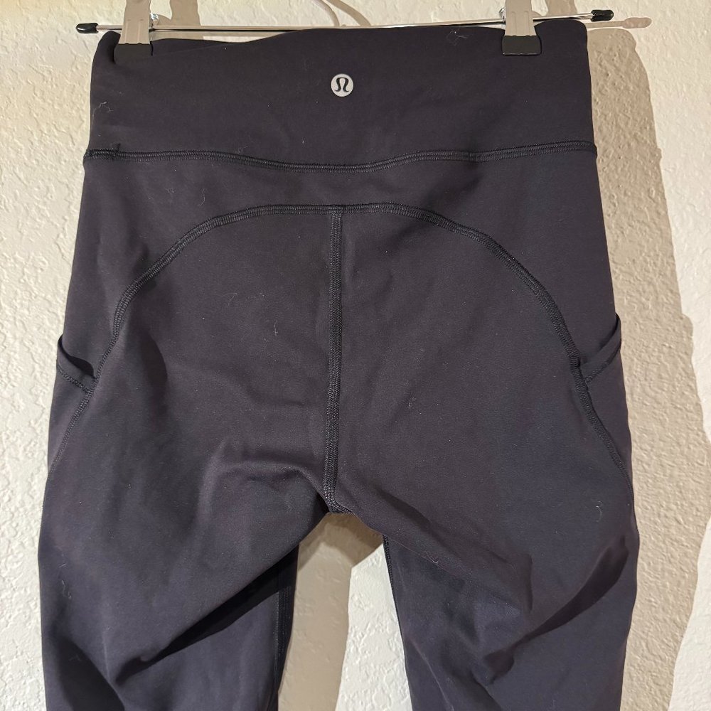 Lululemon Black Bikeshorts - Size 6